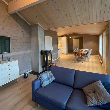 Holiday home Beautiful In With Kitchen Svingvoll
